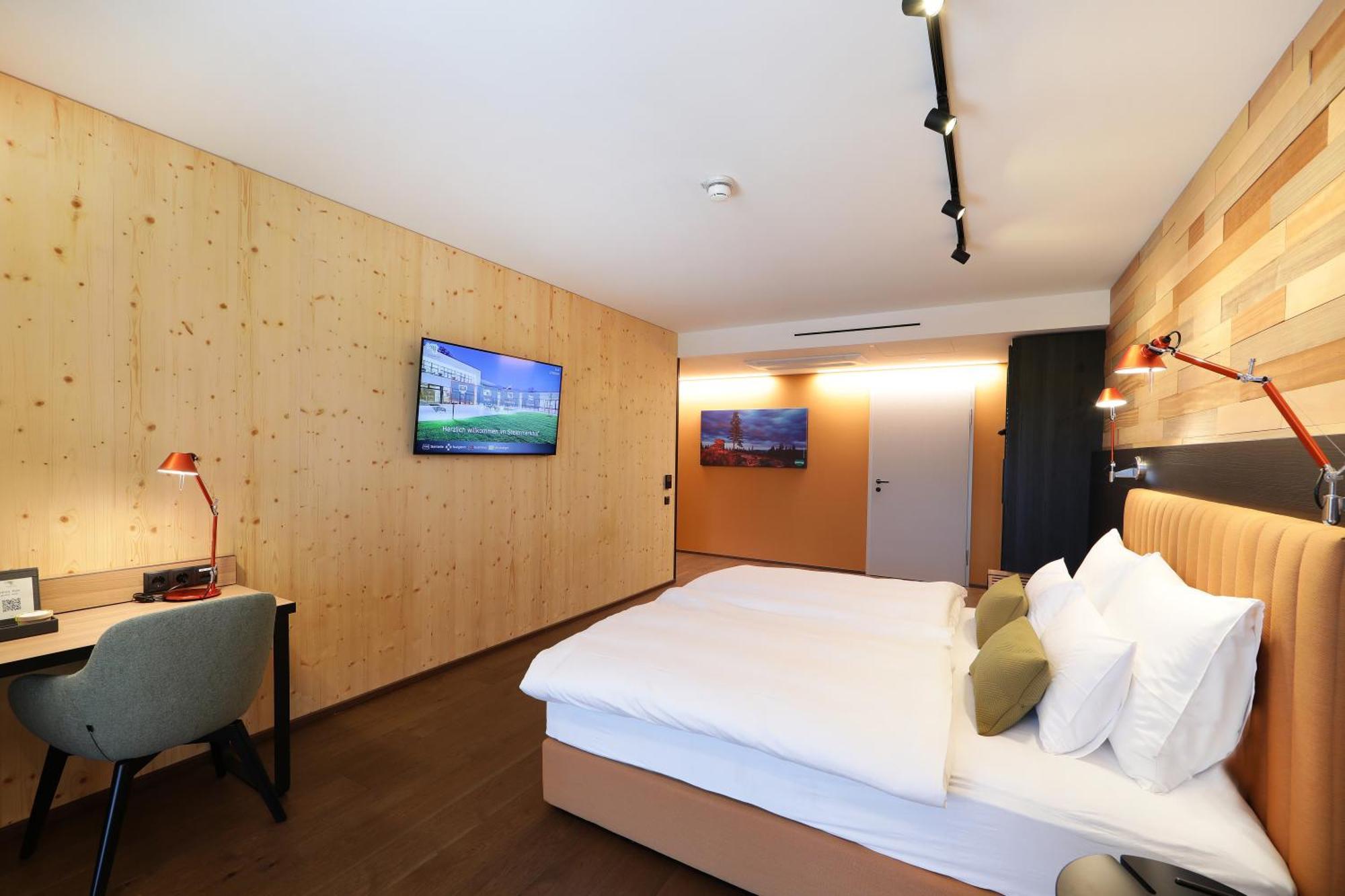 Hotel Steiermarkhof Graz - Aus Holz Gebaut, Von Huegeln Gekuesst Экстерьер фото